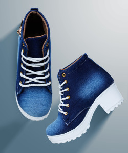Girls shoes on discount jeans