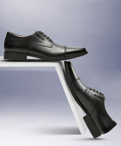 Clarks tilden cap black leather sale