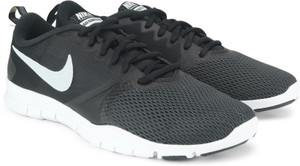 Nike flex essential discount women's cross training shoes