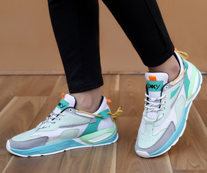 Sneakers clearance mode 2019