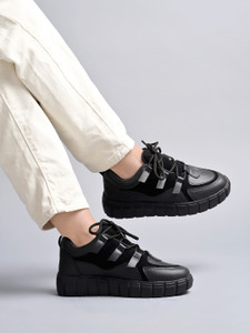 Black shoes under 300 clearance