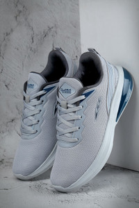 Columbus sports shoes price top