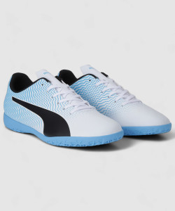 Futsal shoes flipkart discount