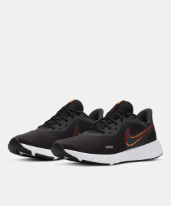 Nike revolution sales 5 kind