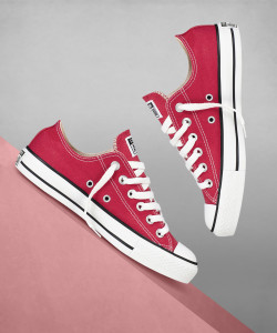 Does jcpenney deals sell converse