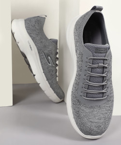 Skechers go walk original size 6 top
