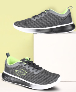 Lotto football shoes flipkart deals