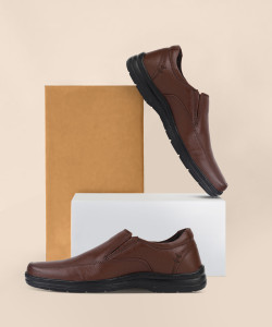 Hush puppies men's taylor new arrivals slip on