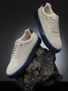 Lage sales filling pieces