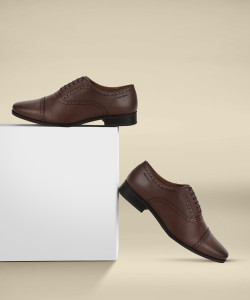Red tape men's cheap leather formal shoes flipkart
