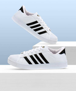 Relaxo shop canvas shoes