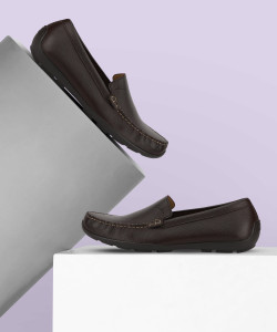 Tommy bahama best sale mens loafers