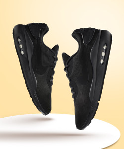nike air max oketo outfit
