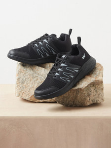 Flipkart wildcraft shoes store
