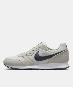 Nike grey md runner hot sale