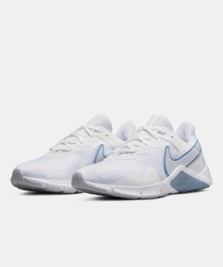 Women's training shoe nike legend essential 2025