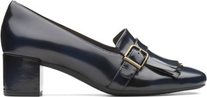 Tealia maye clarks store