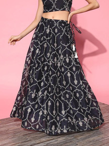 Crop top long on sale skirt for farewell