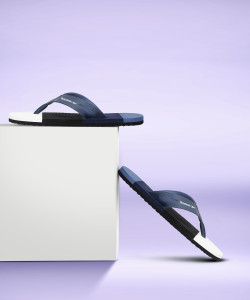 reebok flip flops mens