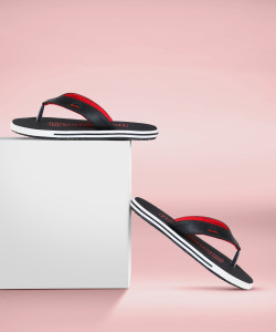 Lacoste carros flip flops cheap