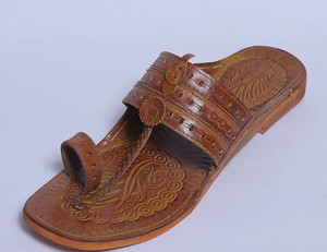 Kolapuri on sale for men