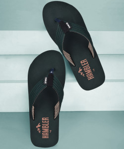 Hollister slippers price store