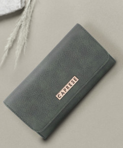 Caprese wallet flipkart deals