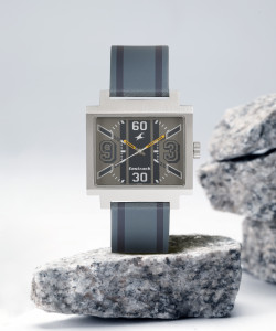 Fastrack 3180SL02 Varsity Analog Watch For Men Buy Fastrack