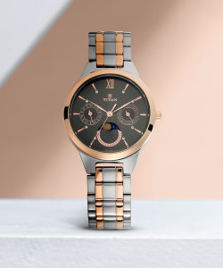 For Women Buy Titan NQ2590KM02 NEO Ladies III Analog Watch
