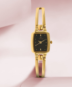 Titan ladies watch models with price new arrivals