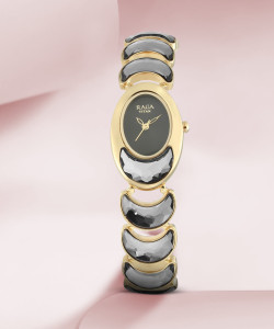 Titan fancy outlet watch