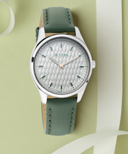 Titan NP2639SL04 Neo Economy 2019 Analog Watch Flipkart