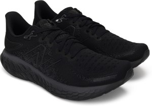 repentino Naufragio referir Asics GT-10004 Running Shoes For Men - Buy BLACK/SILVER/FLASH YELLOW Color Asics  GT-10004 Running Shoes For Men Online at Best Price - Shop Online for  Footwears in India | Flipkart.com