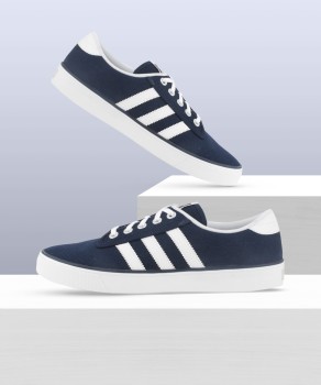 ADIDAS ORIGINALS Easy Vulc  Sneakers For Men - Buy ADIDAS ORIGINALS Easy  Vulc  Sneakers For Men Online at Best Price - Shop Online for Footwears  in India 