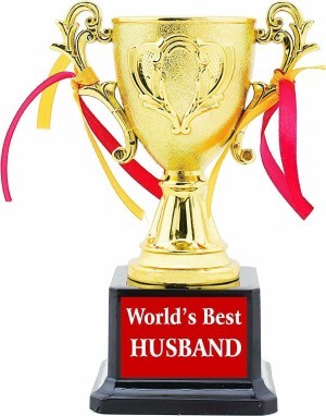 GIFTSMATE Birthday Gifts for Father Worlds Best Papa Trophy 2018 Golden  Star Award for Father Trophy Price in India - Buy GIFTSMATE Birthday Gifts  for Father Worlds Best Papa Trophy 2018 Golden