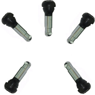Tubeless car tyre valve clearance
