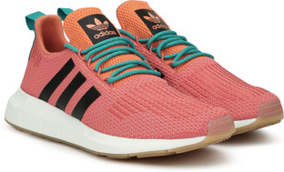 adidas traora