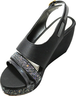 versace runners black