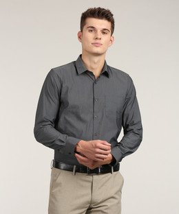grey shirt tan pants