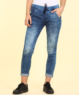 levi denizen joggers