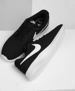 men's tanjun nike shoes