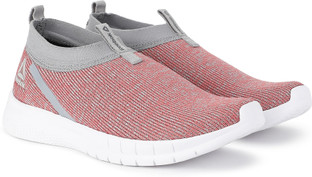 REEBOK DELTA SLIP ON LP Walking Shoes 