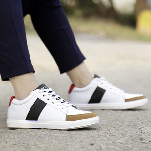 fashionable casual shoes