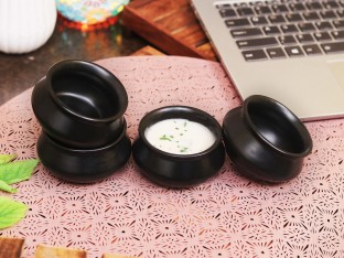 Yardwe Sauce Dish Dipping Bowls Japanese Ceramic Sauce Bowls Snack Serving Tray Sauce Cups Portion Cups Condiment Tray Sauce Plates for Sauce Ketchup BBQ Sauce Seasoning 5pcs 