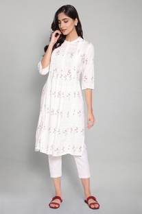W W Women Floral Print Straight Kurta