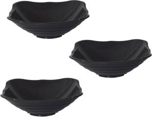 SAURA Small Serving Platter for Snacks, Salad and Sweets, Plates / Tray for Party (Black) Pack of 3 Plastic Disposable Serving Bowl