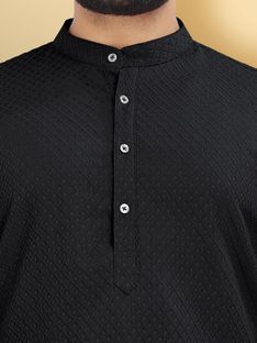 VTEXX Men Self Design Straight Kurta(Black)