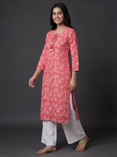 Tibra Attire Women Floral Print Straight Kurta(Multicolor)