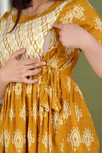 UR7 Women Floral Print Anarkali Kurta(Yellow)