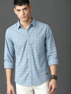 Roadster Men Checkered Casual Blue Shirt